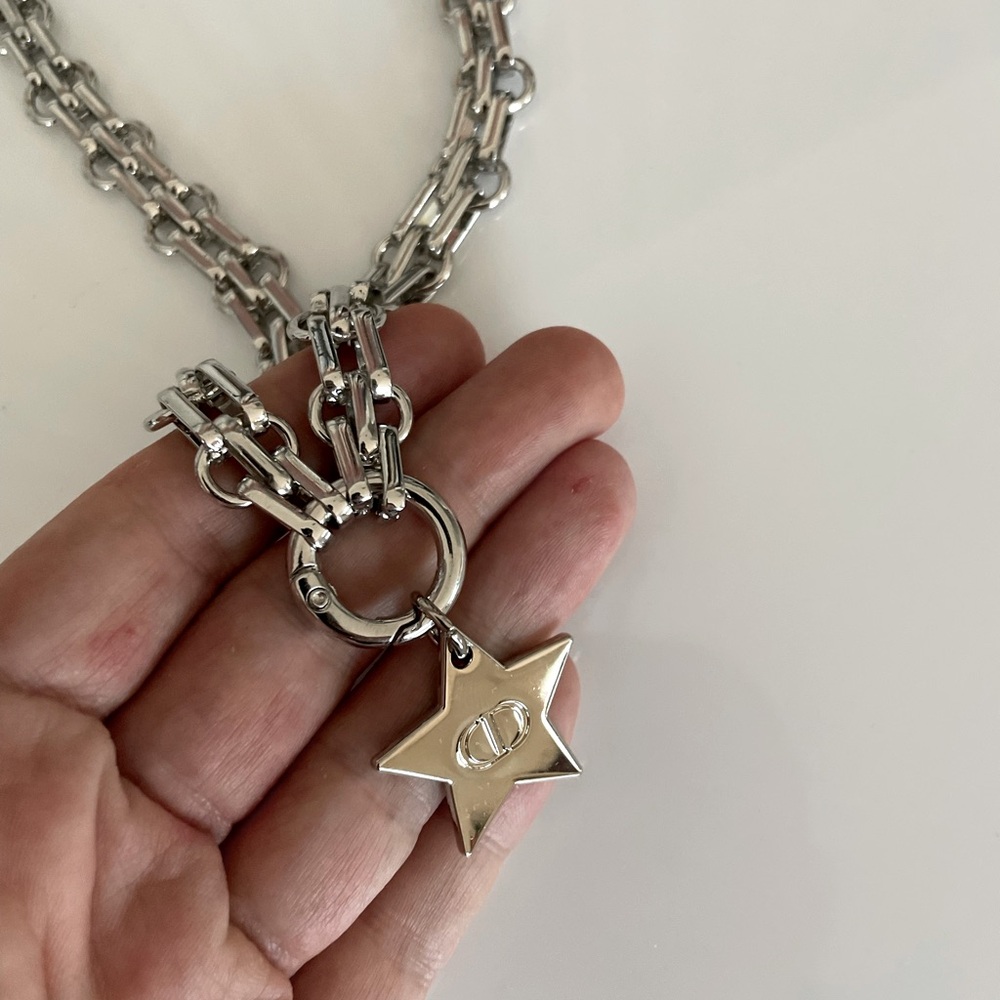 DIOR CD Silver metal Star Pendant Necklace chain - Picture 5 of 5